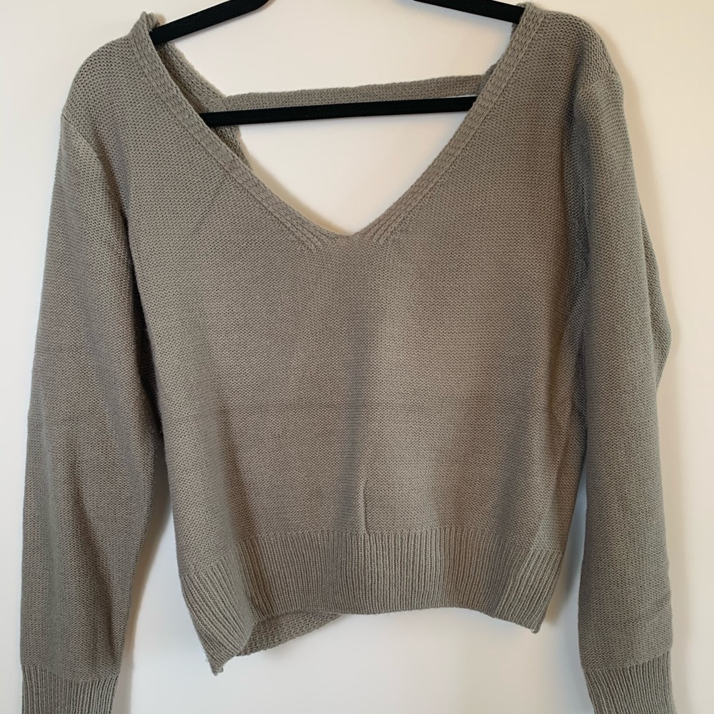 Backless Crop Sweater